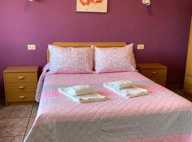 Rurales Hermanos Alcala Lägenhet